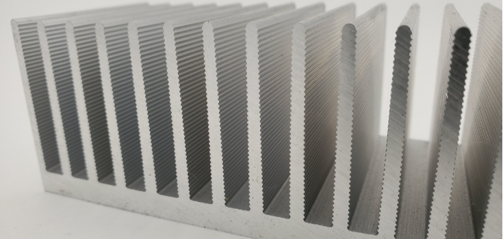 Dissipateurs thermiques extrudés