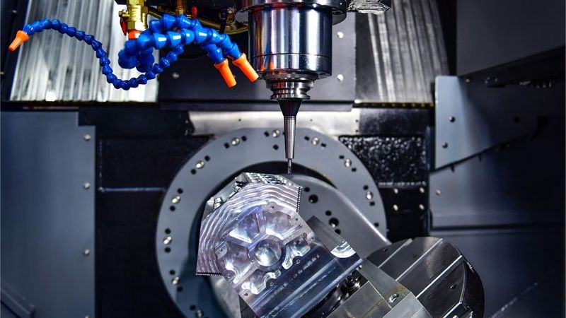 The Rise of Hybrid Manufacturing Models